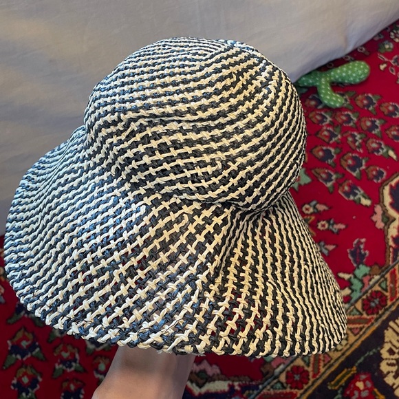 Kate Spade Black and White Women's Sun Hat - Picture 2 of 4